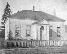 Entrée est de l’édifice Le Temple libre - c1892.; Moncton Museum