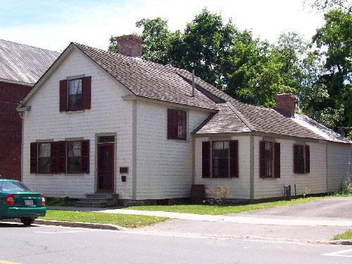 774 King Street (Smyth House) angled view