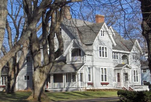 112 North River Road / William A. Weeks House