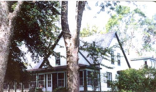 Sir Andrew Macphail Homestead