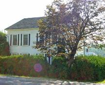 Façade donnant sur la rue prinicipale du 712 rue Main; Carleton County Historical Society