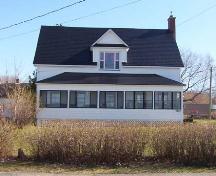 Blake House (Cook House), front elevation, 2005.; City of Miramichi
