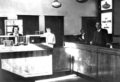 Branch manager and tellers, 1952