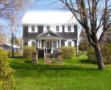 Bremner Hotel, front elevation, 2005.; City of Miramichi