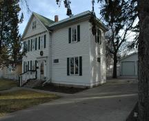 Cousins Residence Provincial Historic Resource, Medicine Hat (January 2006); Cousins Residence Provincial Historic Resource, Medicine Hat (January 2006)