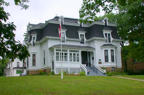 Maison Beaverbrook - 2002