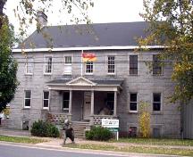 Prison du comté de York - façade avant; Canadian Heritage Information Network 