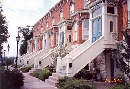 Detailed view of main (south) facade – August 1993