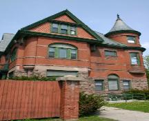 Sadleir House Exterior, East Facade; Sue Schappert, City of Peterborough 2004