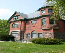 Sadleir House Exterior, East Facade; Sue Schappert, City of Peterborough 2004
