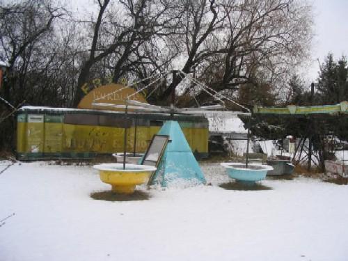 Former amusement park