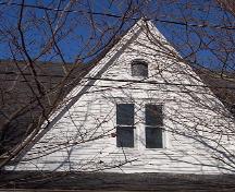 Showing window details of south gable; H. Dunsmore, 2006