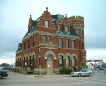 Sydney Mines Post Office, Southeast view, 2004; Heritage Division, Nova Scotia Department of Tourism, Culture and Heritage, 2004