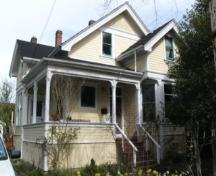 Exterior view of 2090 Byron Street, 2004; Corporation of the District of Oak Bay, 2004.