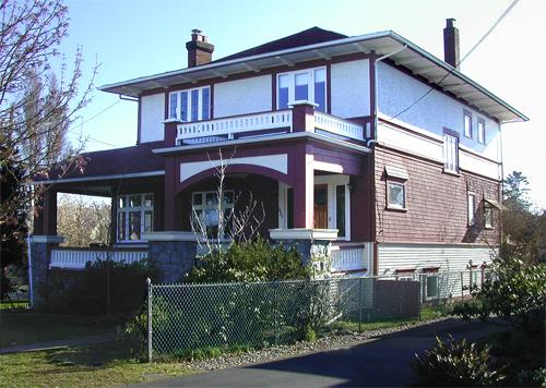 front facade, north elevation