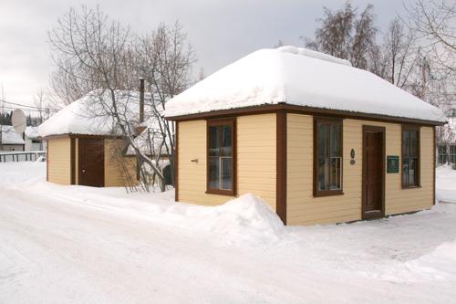 Donnenworth House   2007