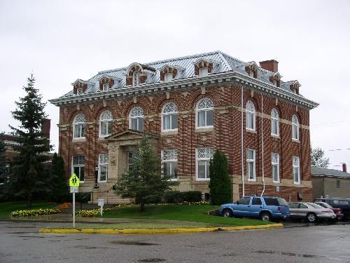 Front and side elevations, 2003.