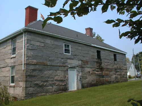 Vue arrière de la prison du Comté de Charlotte