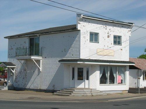 Magasin du "corner"