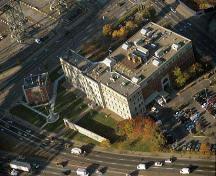 Prison des Patriotes-au-Pied-du-Courant; Ministère de la Culture et des Communications, Pierre Lahoud, 2004