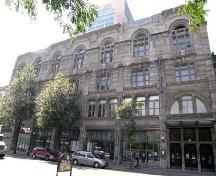 Le Monument-National; Ministère de la Culture et des Communications, Jean-François Rodrigue, 2004