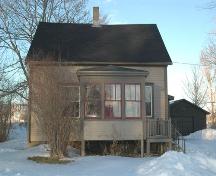 Front elevation of Lewis house.; Heritage Division, NS Dept. of Tourism, Culture and Heritage, 2007