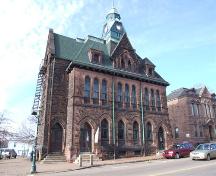 Front elevation, Old Amherst Post Office, Amherst, Nova SCotia, 2006.; Heritage Division, NS Dept. of Tourism, Culture and Heritage, 2006.