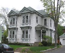 Frederick Prince House, Truro, southeast perspective, 2004; Heritage Division, N.S. Dept. of Tourism, Culture and Heritage, 2004