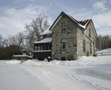 View of the southwest profile of the McKay House, Minnedosa, 2005; Historic Resources Branch, Manitoba Culture, Heritage and Tourism, 2005