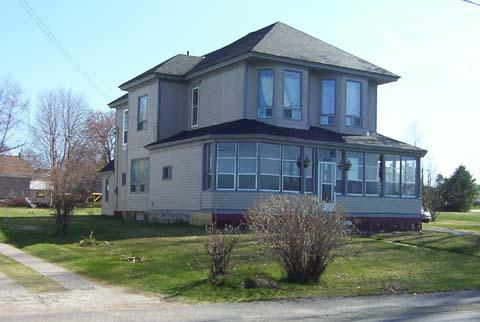 Frank Loggie Residence - Oblique view