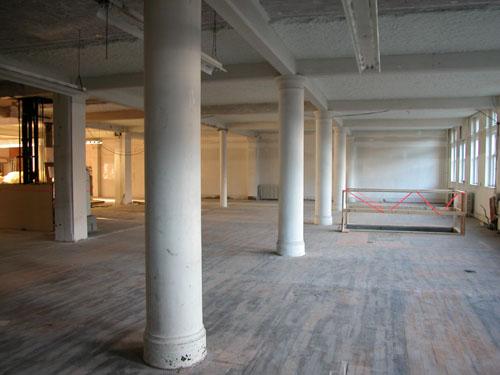 Exposed cast-iron columns and connections between 