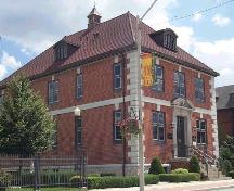 Built in 1904, the former town hall blends Renaissance Revival and Classical Revival styles.; City of Windsor, Nancy Morand