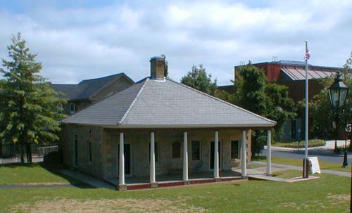 Quartier militaire - Le poste de garde