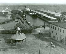 General view of Thunder Bay Tourist Pagoda, circa 1909.; Librairy and Archives Canada/Bibliothèque et Archives Canada, PA21347, ca. 1909