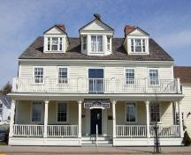This photograph shows the symmetrical 5 bay façade of this historic place, 2007; Town of St. Andrews