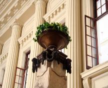 Interior view of the banking hall of the Bank of Commerce, Winnipeg, 2006; Historic Resources Branch, Manitoba Culture, Heritage and Tourism 2006