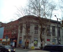 Exterior view of the  Merchants Bank; City of Vancouver 2004