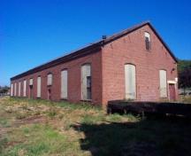 Exterior view of the car shop, E&N Roundhouse, 2004.; City of Victoria, Steve Barber, 2004.