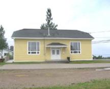 Photo de la "Petite école" (anciennement l'école Pointe-Rocheuse) prise en 2006.; Fidèle Thériault