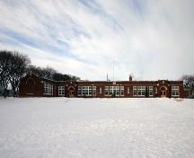 Contextual view, from the south, of Wolseley School, Winnipeg, 2006; Historic Resources Branch, Manitoba Culture, Heritage and Tourism, 2006