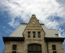 Wall detail of the Portage La Prairie Dominion Post Office, Portage La Prairie, 2005; Historic Resources Branch, Manitoba Culture, Heritage and Tourism, 2005