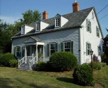 Front and side elevation, 371 Granville Street East, Bridgetown, NS, 2007.; Heritage Division, NS Dept. of Tourism, Culture and Heritage, 2007.
