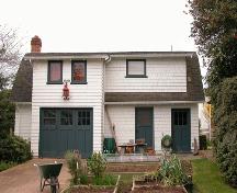 Exterior view of the Fullerton/McClung Residence, 2004; Derek Trachsel, District of Saanich, 2004