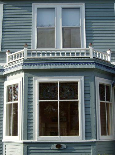 Bay window with spindlework balustrade
