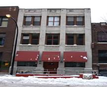 Primary elevation, from the south, of the Grange Building, Winnipeg, 2005; Historic Resources Branch, Manitoba Culture, Heritage and Tourism, 2005