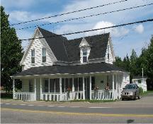 Maison Alcide Ferguson - la façade principale de la maison; Town of Tracadie-Sheila