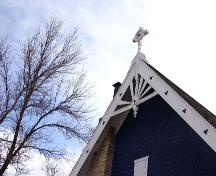 Détail de la cime du pignon ouest de l'église unie de Griswold, Griswold, 2005; Historic Resources Branch, Manitoba Culture, Heritage and Tourism, 2005