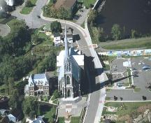 Site du patrimoine de la place de l'église Sacré-Coeur; Ministère de la Culture, des Communications et de la Condition féminine, Pierre Lahoud, 2004