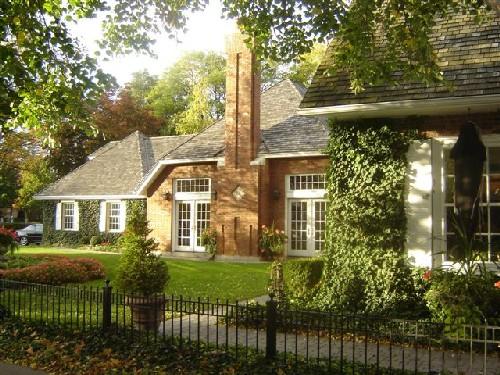Exterior Photograph showing 2005 addition