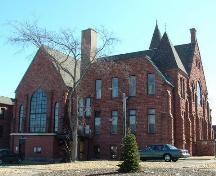 Rear elevation, 66 Victoria Street East, Amherst, NS, 2007.; Heritage Division, NS Dept of Tourism, Culture and Heritage, 2007